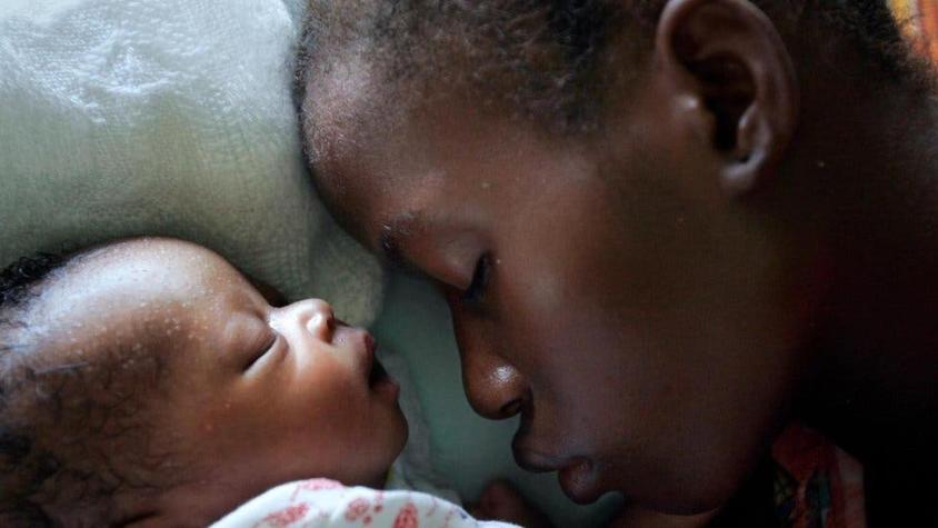 El país donde dar a luz por cesárea supone un estigma para la madre