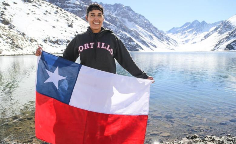 Chilena Bárbara Hernández hace historia al cruzar a nado el Canal de la Mancha