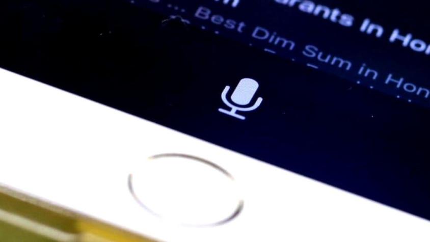 Google y Apple dejarán de escuchar temporalmente lo que dices a sus asistentes de voz