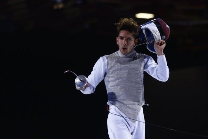 Chileno Gustavo Alarcón se queda con la medalla de plata en la esgrima de Lima 2019