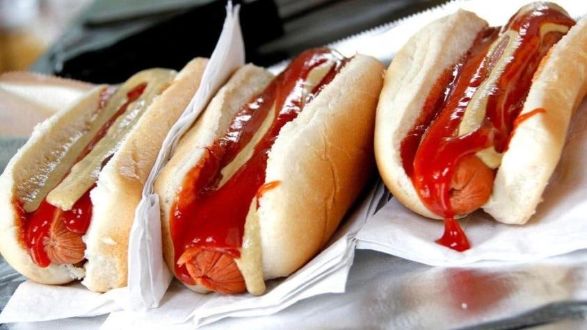 La verdadera historia del origen de los "hot dogs", la comida rápida más emblemática de EEUU
