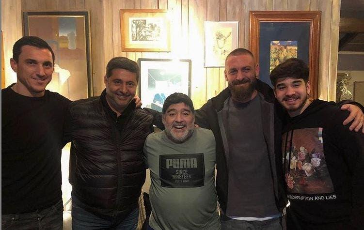 Maradona recibió en su casa al italiano Daniele De Rossi, flamante refuerzo de Boca Juniors