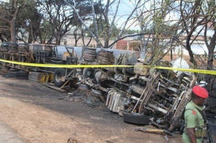 Al menos 62 muertos dejó explosión de un camión cisterna en Tanzania