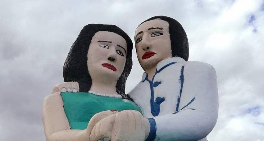 Puerto Montt decide el destino de su icónico monumento de los enamorados: ¿Quiénes pueden votar?