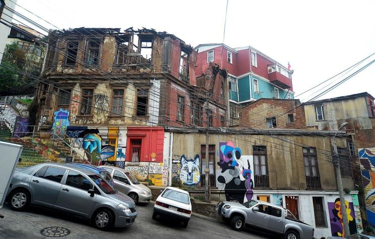 [VIDEO] Estudio afirma que más de 1.500 casas estarían en peligro de derrumbe en Valparaíso