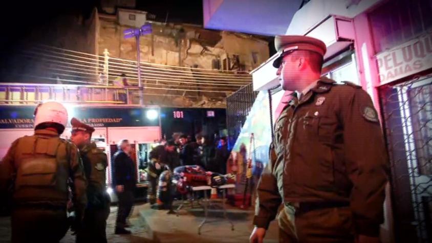 [VIDEO] Una tragedia que se veía venir: Derrumbe en Valparaíso deja 6 muertos, pero podrían ser más