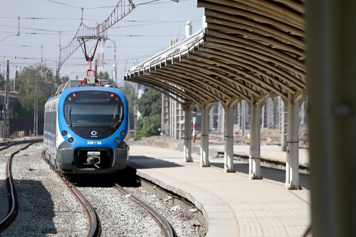 Anuncian nuevo servicio de trenes que unirá Chillán y Santiago en 3 horas y 40 minutos