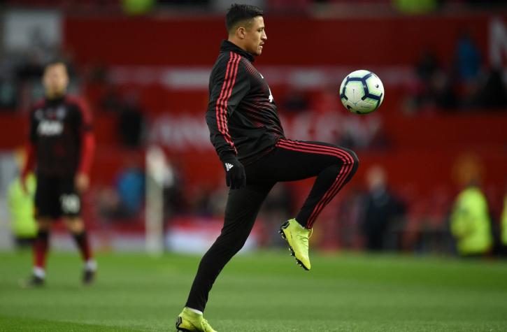Alexis se pierde práctica de Manchester United por trámite para conseguir visa para Estados Unidos