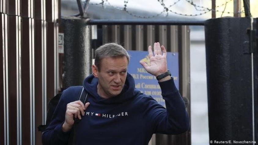 Opositor ruso Alexéi Navalni, liberado tras 30 días en prisión