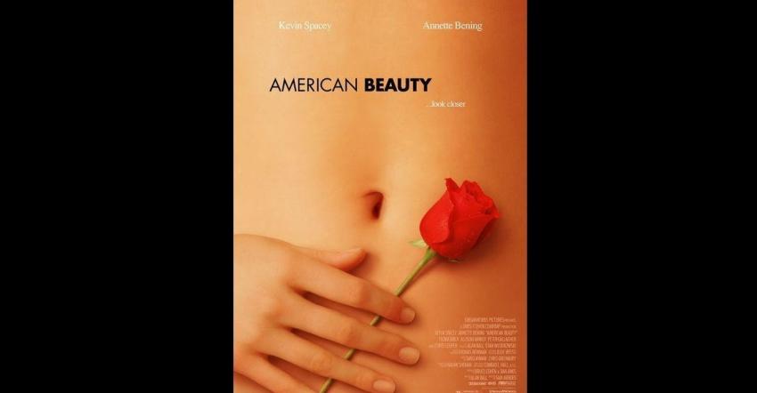 La famosa actriz que prestó su mano para el póster de Belleza Americana y lo contó 20 años después