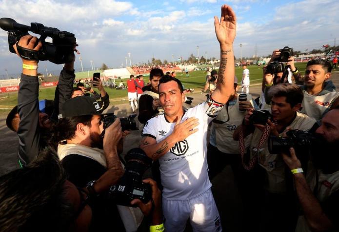 Histórico: Esteban Paredes anota y se convierte en el máximo goleador del fútbol chileno