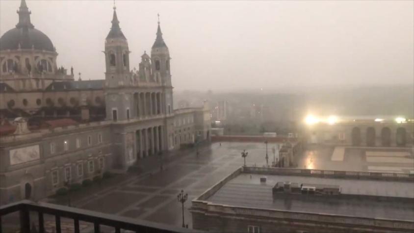 [VIDEO] Inusual tormenta colapsa a Madrid: Cayeron 57 mm. en 20 minutos