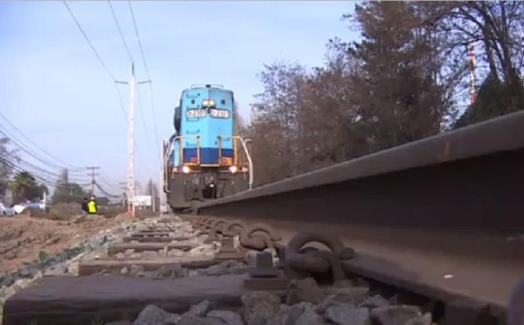 Tren de carga atropella a joven en Maipú: víctima iba con audífonos