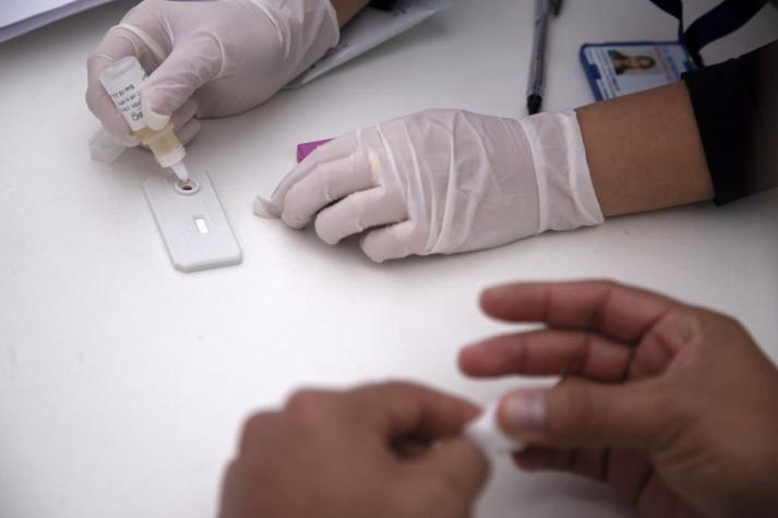Hallan una segunda mutación genética resistente al virus del sida