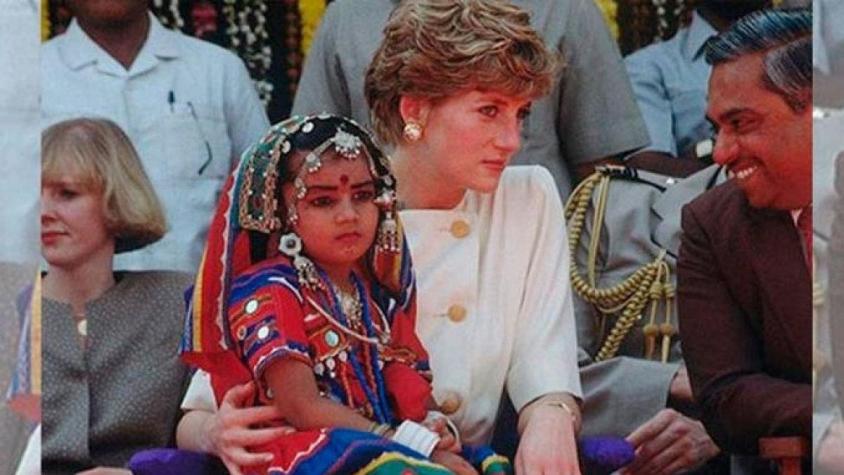 "Hija" india de Lady Di: "Me dijo que no me quería dejar. Era muy maternal"