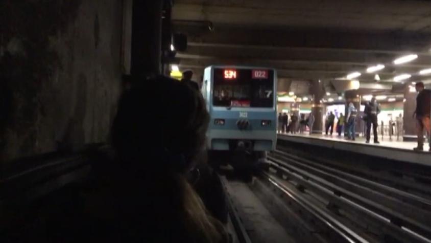 [VIDEO] Linea 5 de Metro de Santiago estuvo una hora sin servicio por corte de luz