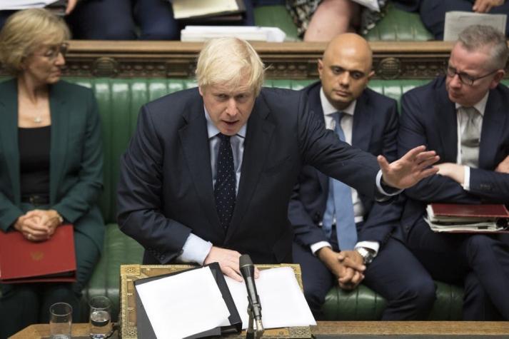 Diputados británicos toman control parlamentario y Johnson pide elecciones anticipadas