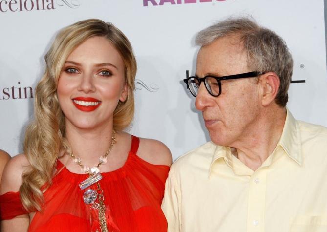 Scarlett Johansson defiende a Woody Allen en polémica entrevista: "Mantiene su inocencia y le creo"