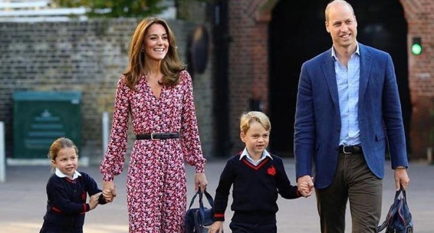 [VIDEO] El Príncipe William y Kate Middleton fueron a dejar a Charlotte a su primer día de colegio