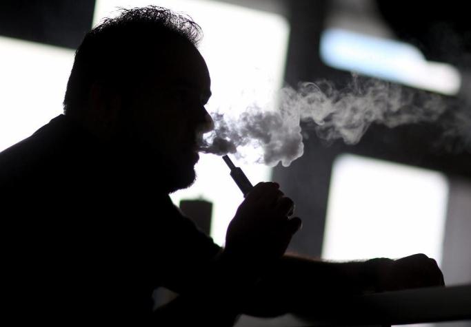 Tercer muerte relacionada con uso de cigarrillo electrónico en EEUU
