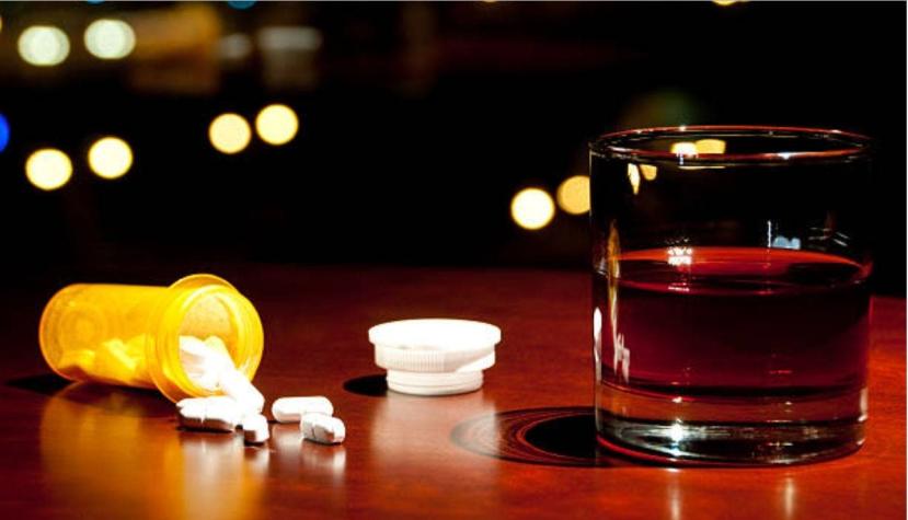 Fiestas Patrias: ¿Cuáles son las consecuencias de mezclar medicamentos con alcohol?
