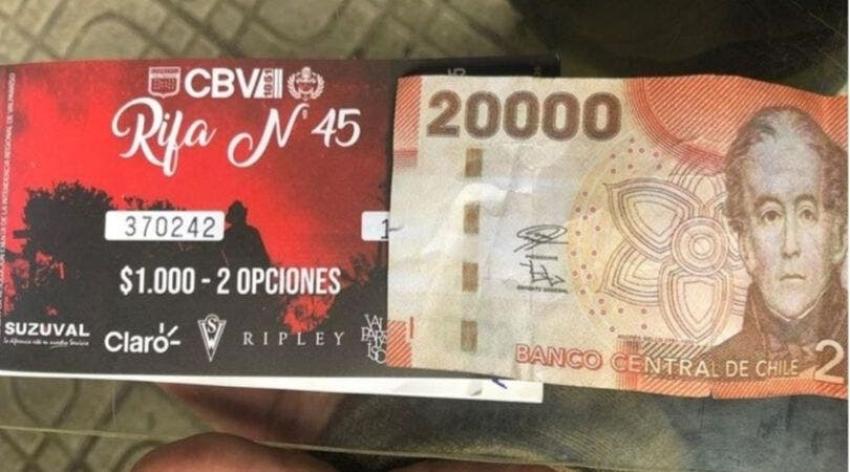 Bomberos de Valparaíso denuncia compra de números de rifa con billete falso