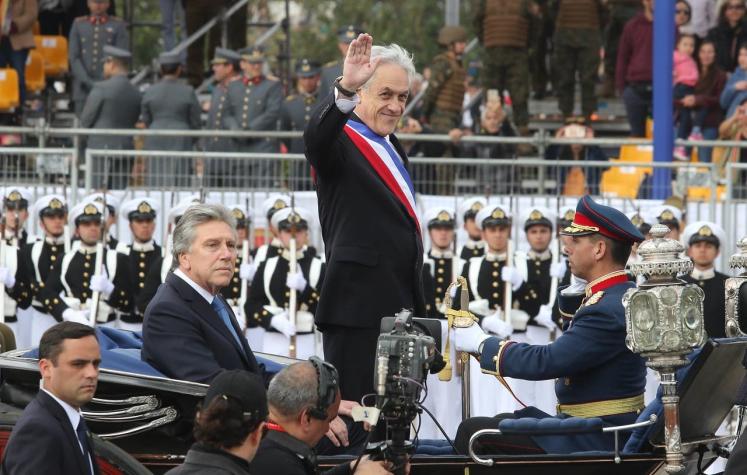 Piñera por investigaciones en Ejército: “Ha sido un año difícil, pero han sabido enfrentarlo bien”