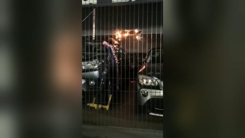 [VIDEO] Sujeto atacó dos automotoras y una discoteque con bombas molotov