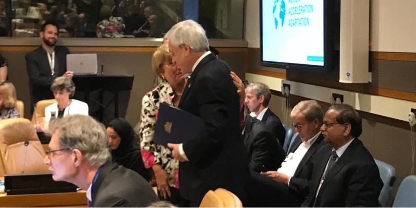 [VIDEO] Piñera agradeció la presencia de Bachelet en foro sobre el cambio climático