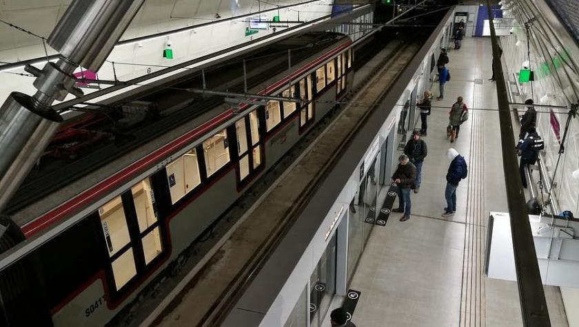 Diputados aprueban proyecto que suspende alza en precio del Metro: este lunes se vota en el Senado