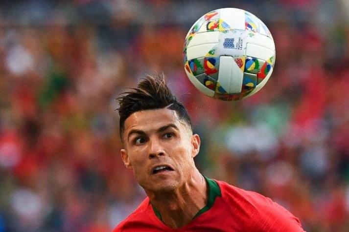[VIDEO] El golazo de Cristiano Ronaldo que lo dejó a una anotación de los 700 tantos