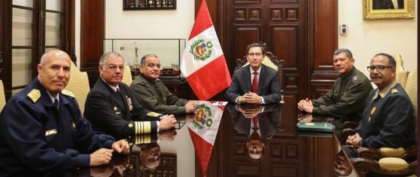 Perú: Comandantes en Jefe de las Fuerzas Armadas expresan su respaldo a Martín Vizcarra