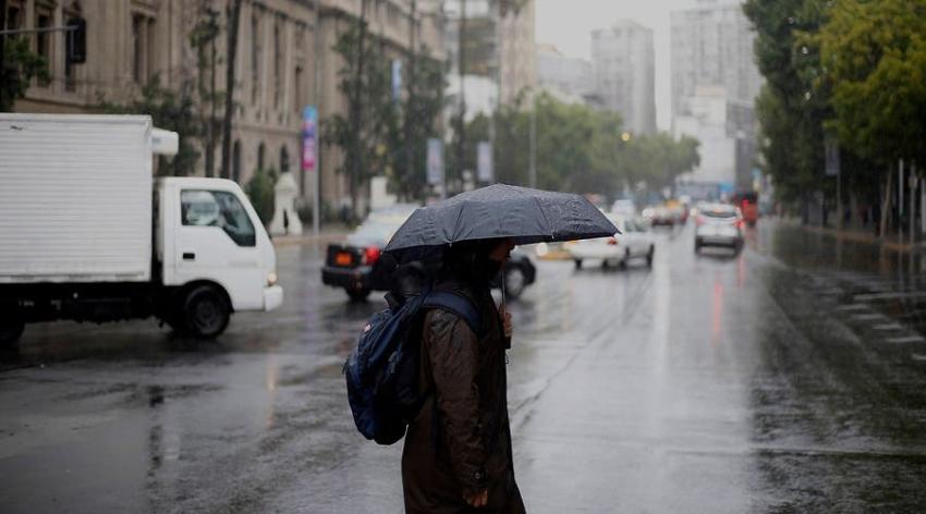 Lluvia en Santiago: Cómo serán las precipitaciones de este 1 de octubre
