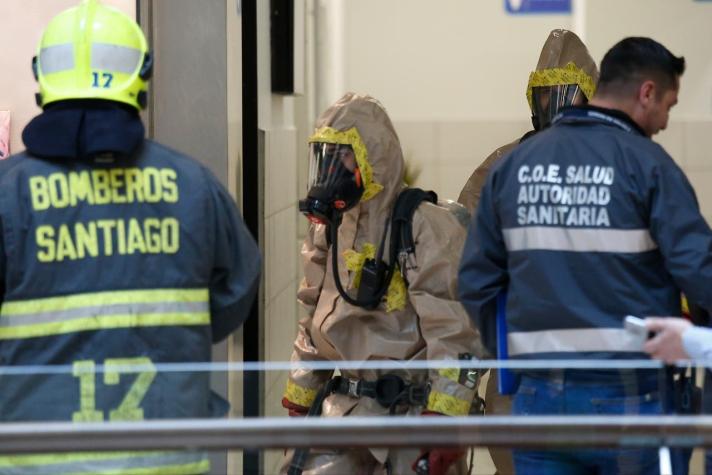 Confirman persona fallecida por ingesta de cianuro al interior de Mall Costanera Center