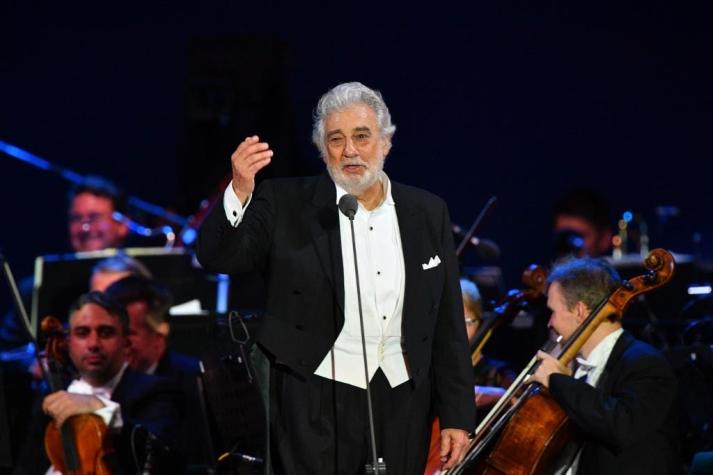 Premian al tenor Plácido Domingo en México en medio de acusaciones de acoso sexual