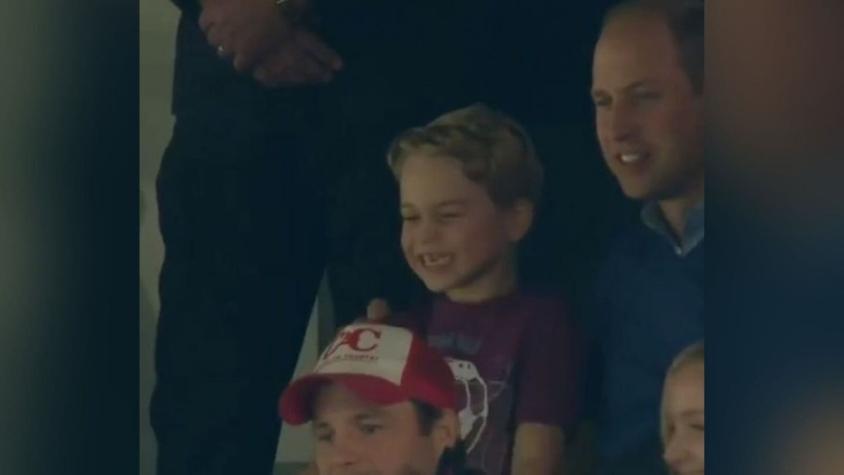 La eufórica celebración del hijo del príncipe William y Kate Middleton en partido del Aston Villa