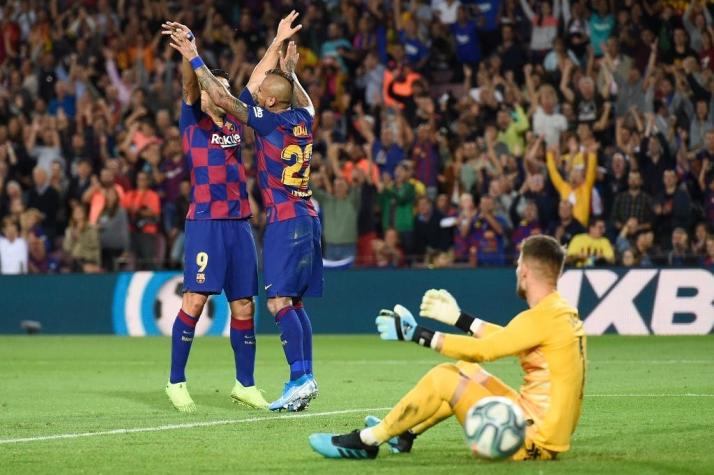 Lo que no se vio: FC Barcelona captó el festejo de la novia de Arturo Vidal tras su golazo
