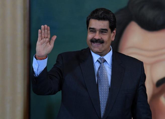 Maduro anuncia que mantendrá despliegue militar en frontera con Colombia