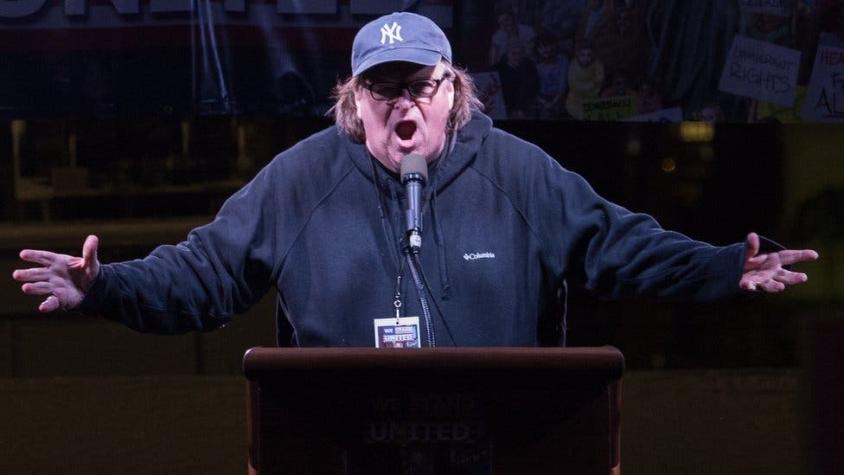 "Joker": la apasionada defensa de Michael Moore del filme protagonizado por Joaquin Phoenix