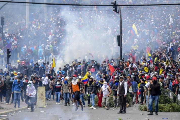 Presidente de Ecuador, Lenin Moreno, llega a Quito en medio de protestas