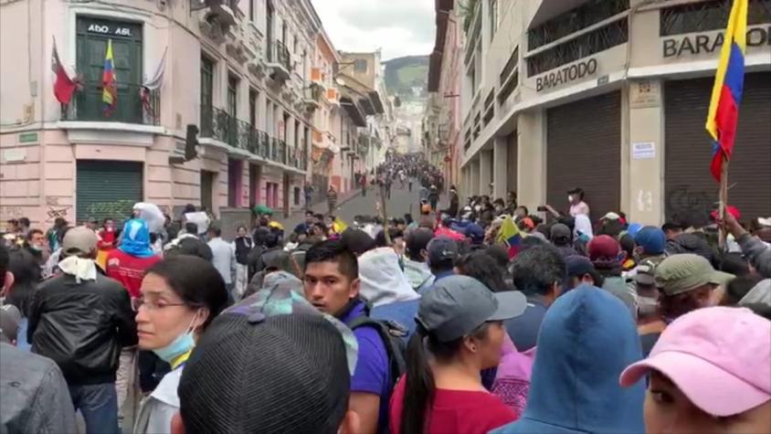 [VIDEO] T13 en Quito: Mayor movilización de la década desafía a Presidente de Ecuador