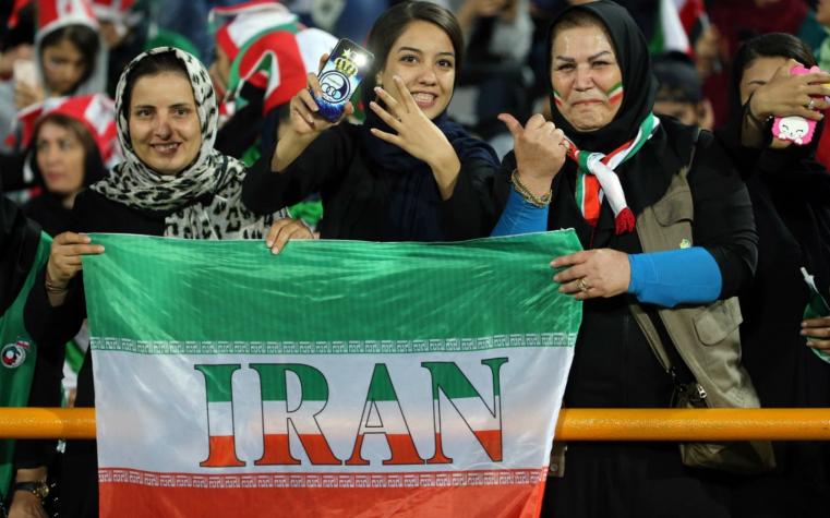 Irán golea 14-0 a Camboya en duelo donde permite por primera vez a las mujeres en un estadio