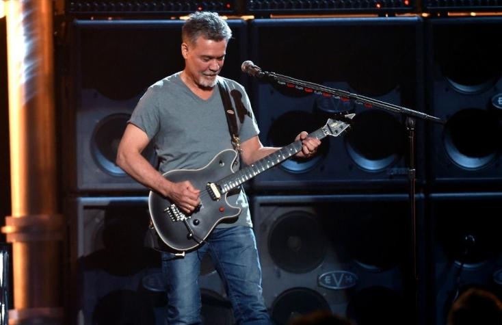 Revelan que Eddie Van Halen padece de cáncer de garganta hace años