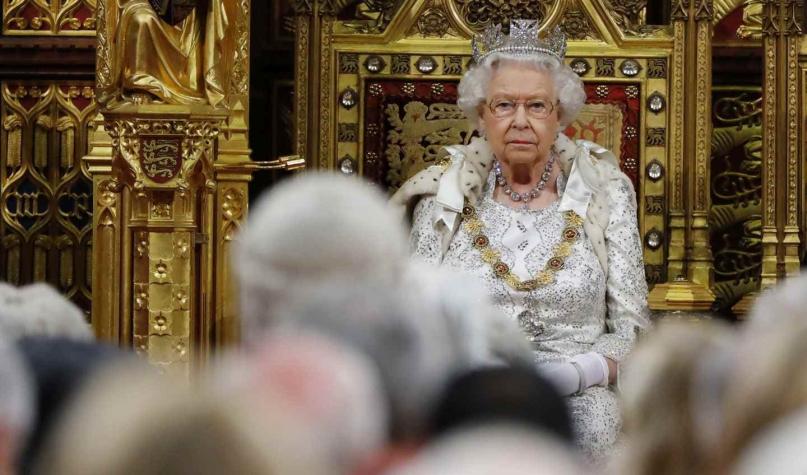 Reina Isabel II confirma que Brexit para el 31 de octubre es "prioridad"