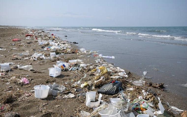 Plásticos en el mar: El estudio que cambia lo que sabíamos del poliestireno