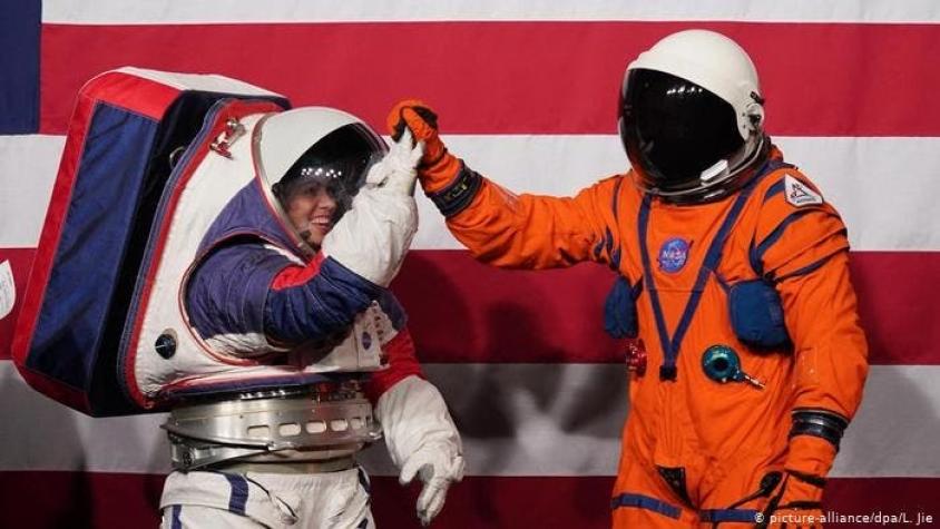 Dos astronautas están listas para el primer paseo espacial femenino