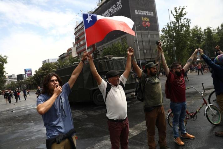 [FOTOS] Las Protestas En Chile Captadas Por Las Agencias