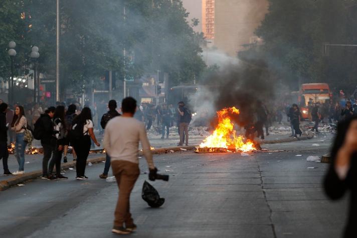 INDH asegura que 22 personas resultaron heridas tras disturbios en Santiago