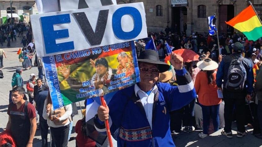 Elecciones en Bolivia: seguidores de Evo Morales defienden su victoria en los cuestionados comicios