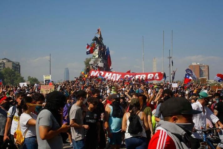 Protestas en Chile: INDH reporta 3.243 personas detenidas y 1.132 personas heridas